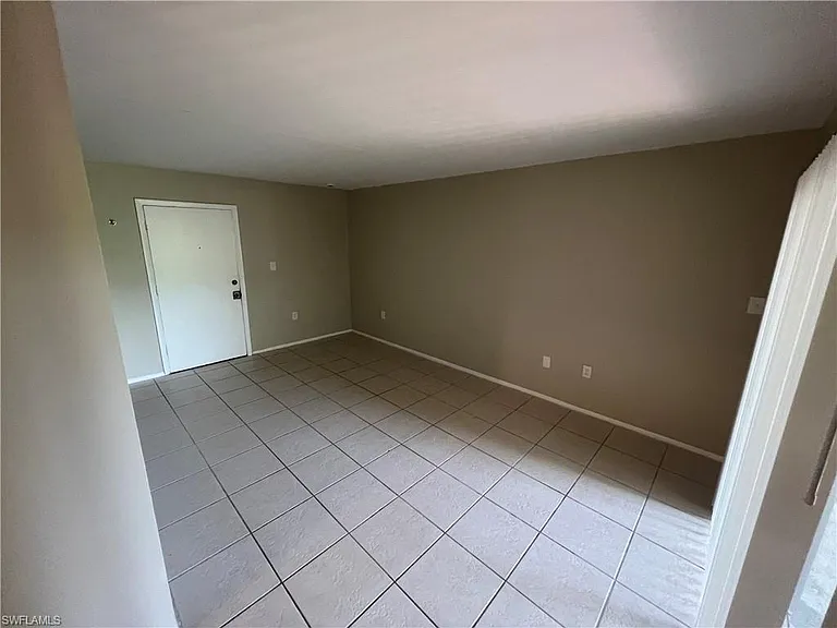 1915 Braman Ave #10 — Photo 6