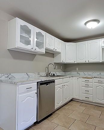 5th image of 1290 Susanne Ave