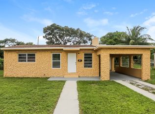 601 E Evanston Cir, Fort Lauderdale, FL 33312