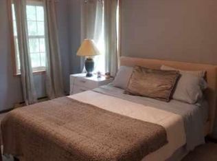 247 Strawridge Rd, Wallkill, NY 12589