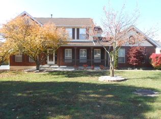 959 Weatherstone Dr, Saint Charles, MO 63304