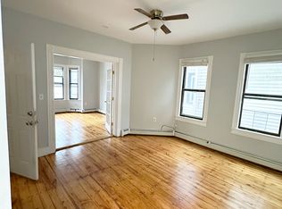 140 Falcon St FLOOR 2, Boston, MA 02128