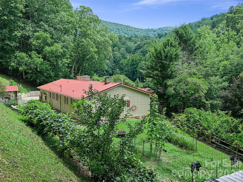 1st image of 1065 Upper Pig Pen Rd