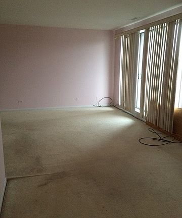 4th image of 7 E Carriageway Dr APT 209