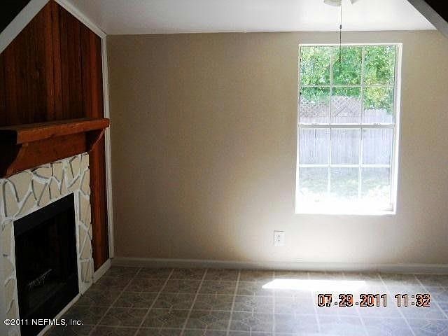 2nd image of 3331 Tarpon Dr