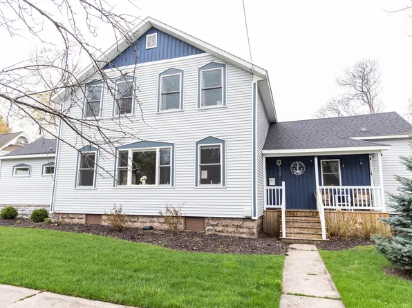 624 Erie St, South Haven, MI 49090