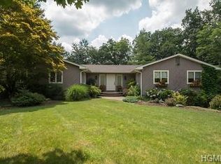 12 Evergreen Ct, Suffern, NY 10901