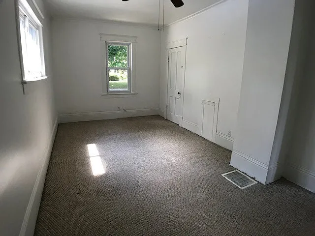 113 W Dewey St — Photo 9