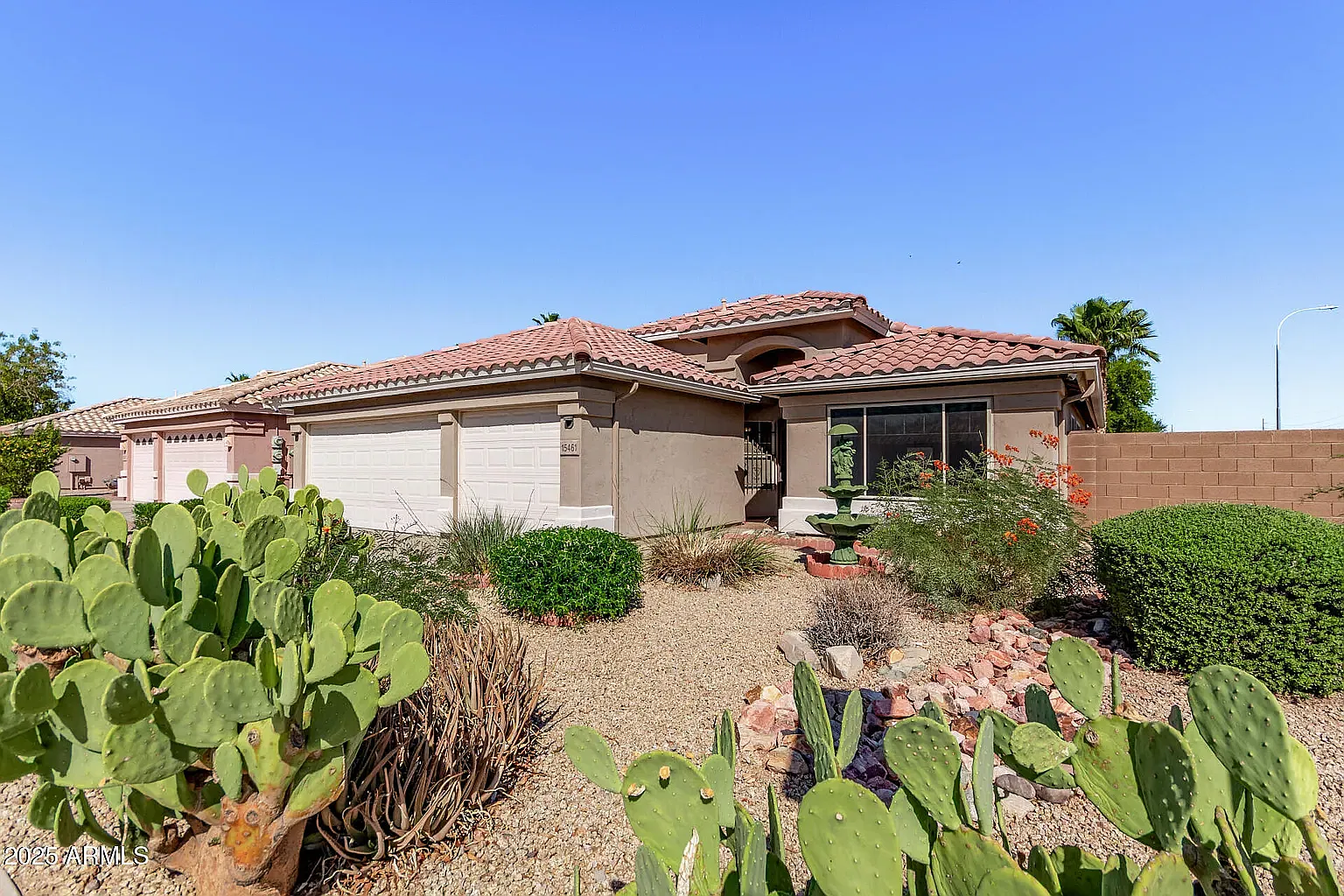 3 bed, 1890 sqft, $2,495 — Photo 3
