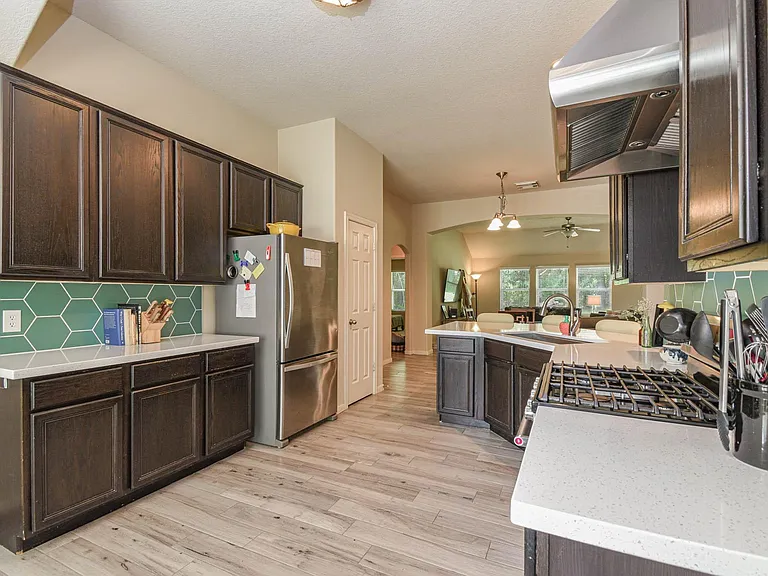 203 Summer Pine Ct — Photo 10
