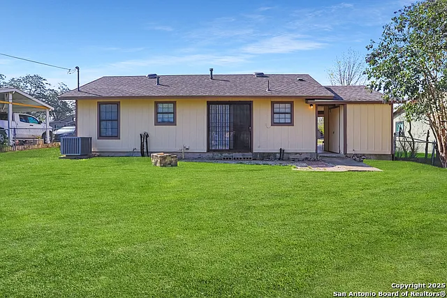 215 Birchwood Dr — Photo 15
