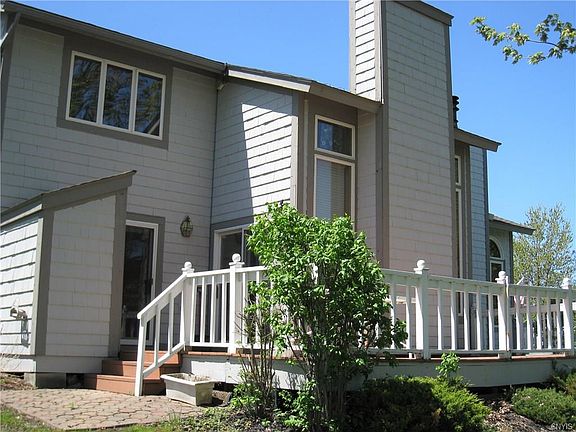 3rd image of 57 Parkington Cir