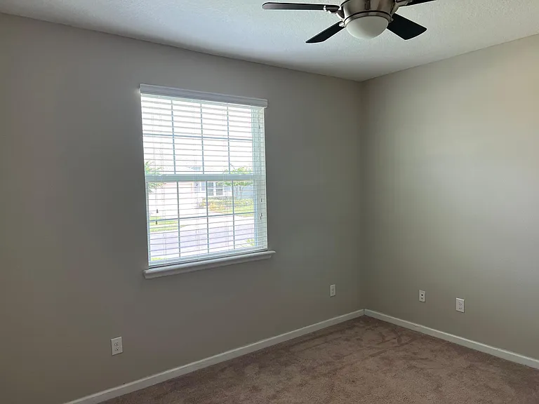 173 Martello Dr — Photo 5