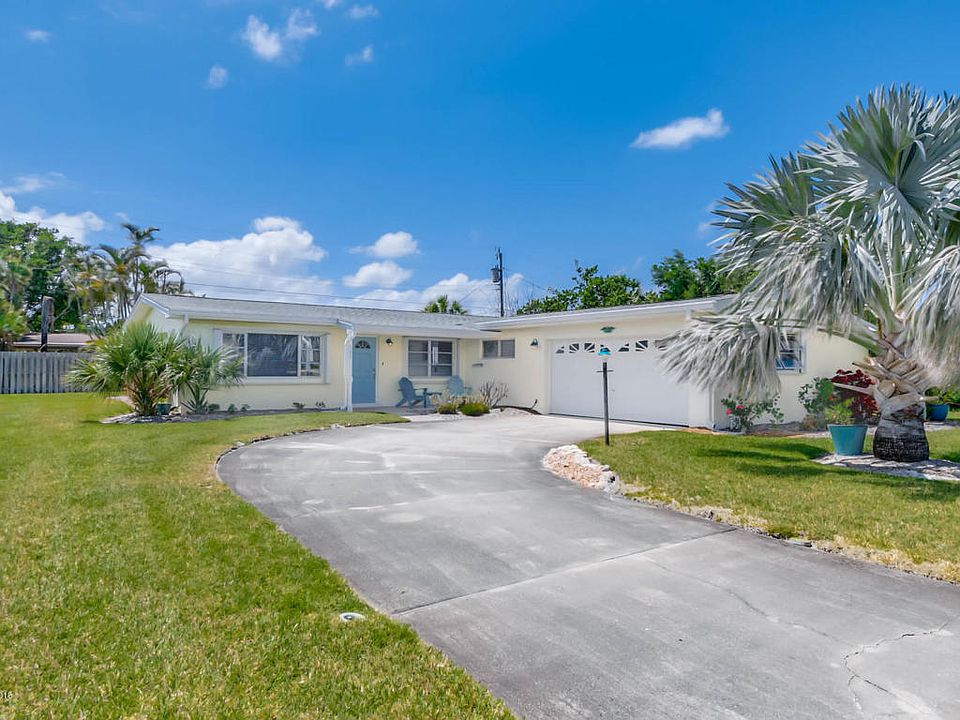 1st image of 340 Carissa Dr