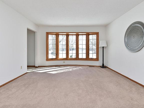 3rd image of 9201 Lanewood Ct