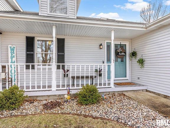 5th image of 1112 Christopher Ln