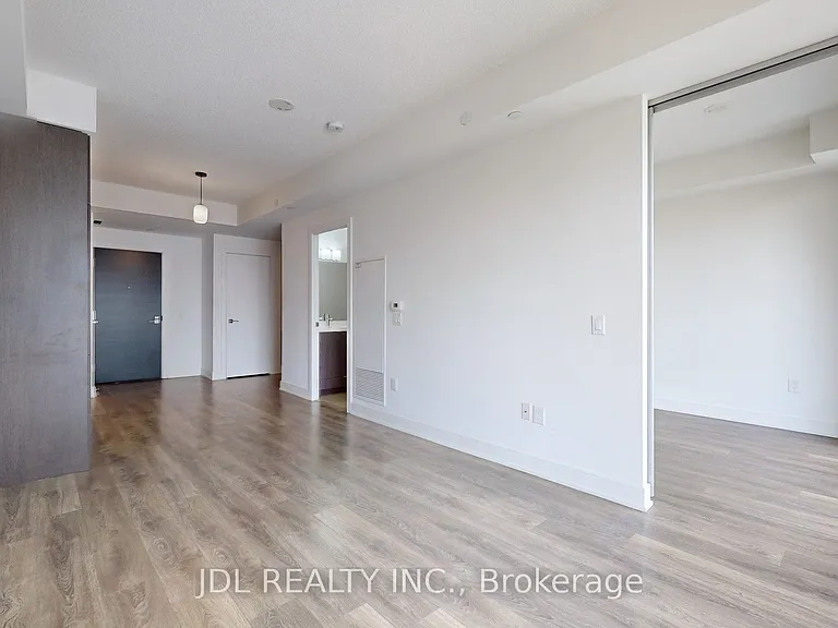 89 McGill St #2404 — Photo 11