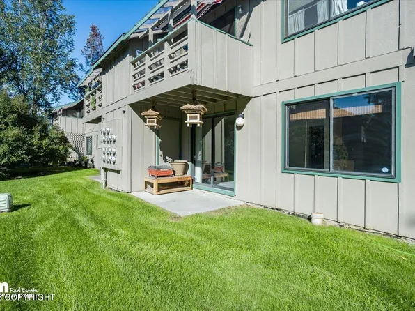 3081 Lois Dr APT 806, Anchorage, AK 99517