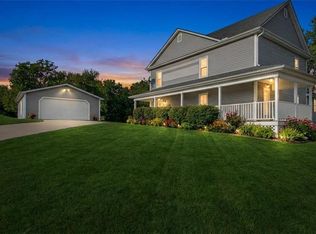 1261 SE Mill St, Dearborn, MO 64439