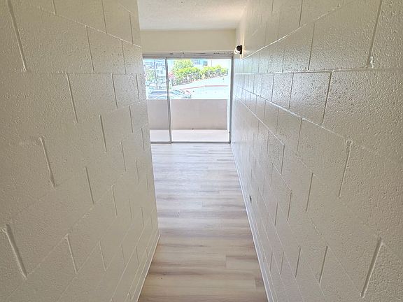 2nd image of 1584 Thurston Ave #101