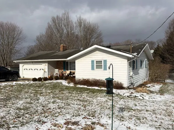 2705 Lisakim Ln, Nashport, OH 43830