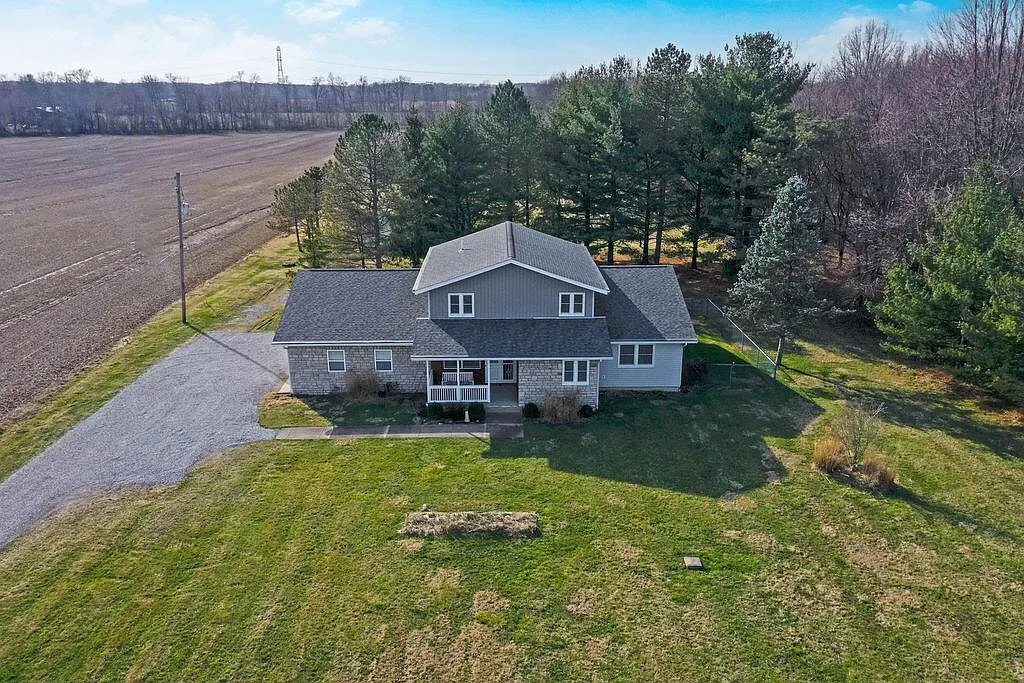 5560 Miller Paul Rd photo 1