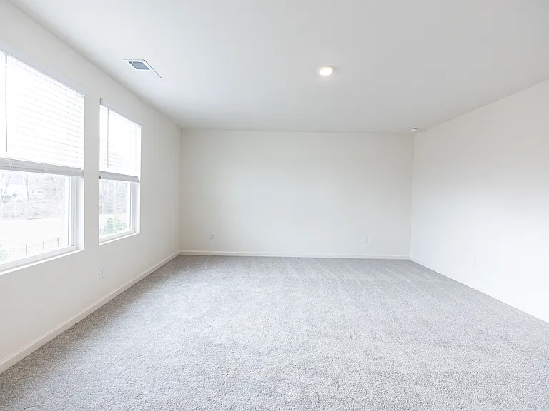 7662 Saffron Ave — Photo 10