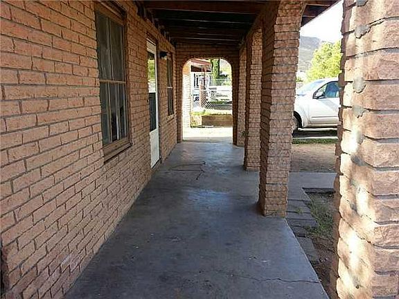 4th image of 3916 Keltner Ave