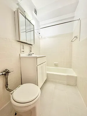 Rented by Skyward | media 9