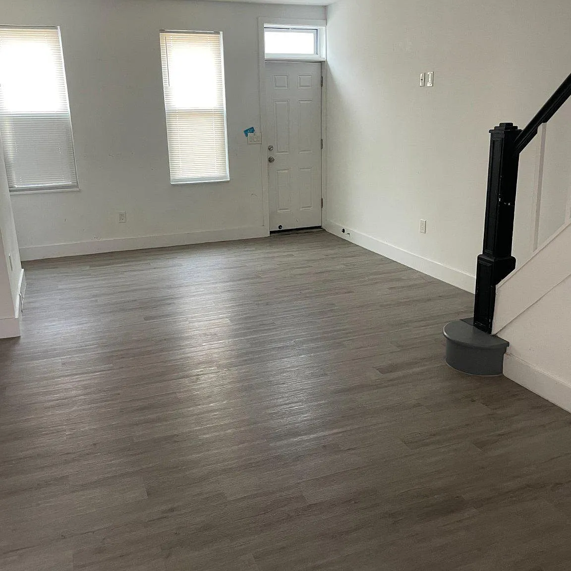 2 bed, 1.0 bath, 840 sqft, $1,450 — Photo 2