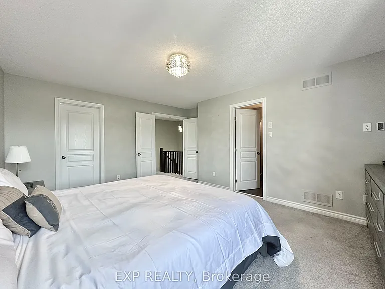 421 Foxhall Way — Photo 17