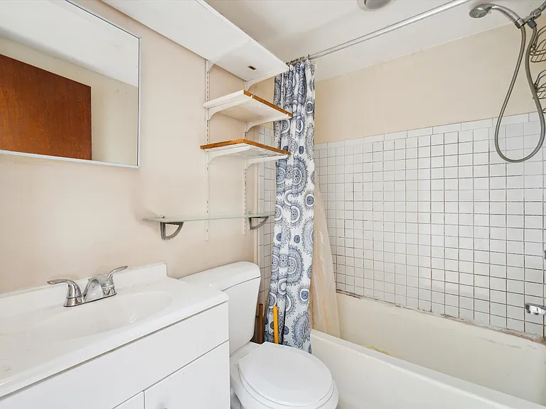 1502 N 17th St #4 — Photo 2
