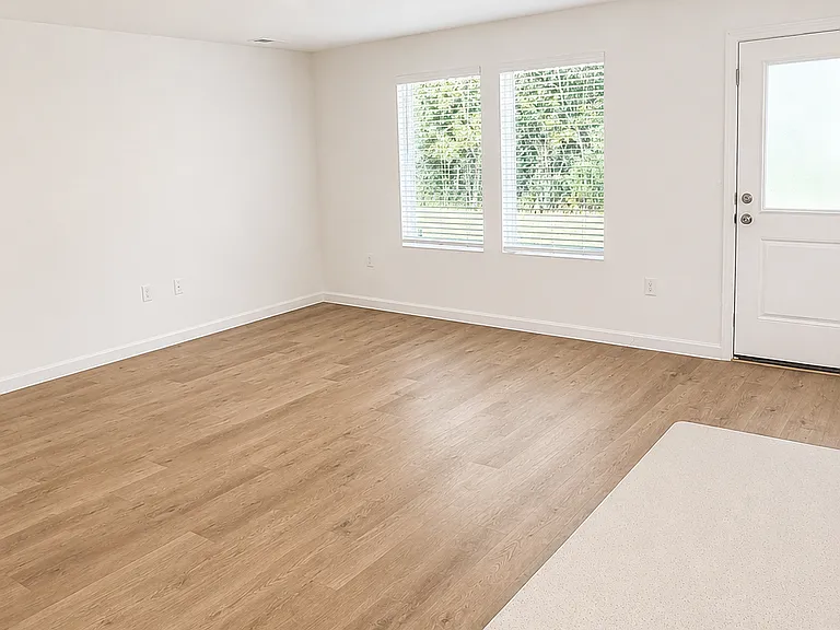 214 Bay Springs Blvd — Photo 2