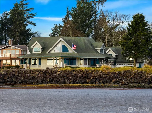317 Captain Gray Court SE, Ocean Shores, WA 98569