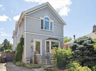 5255 W Ardmore Ave, Chicago, IL 60646