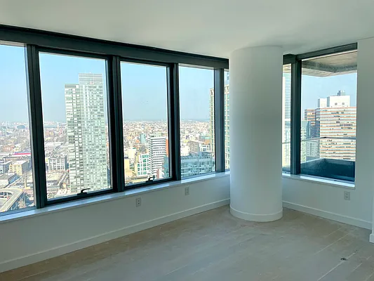 Rented by YouYork Management LLC | media 3