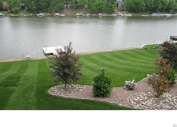 250 feet OF WATERFRONT...
