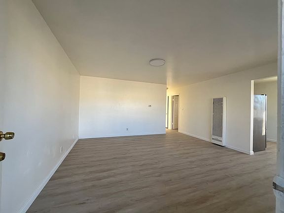 2nd image of 8929 Birch St #D