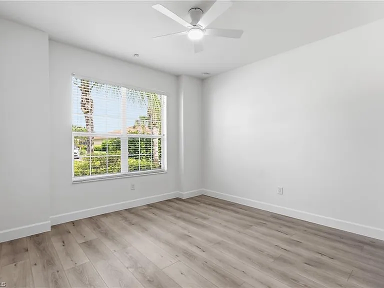 2290 Vermont Ln — Photo 21