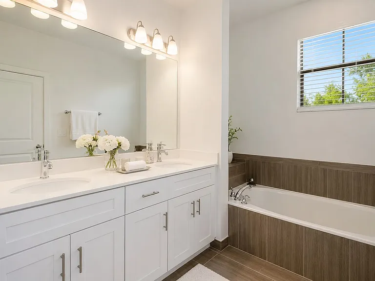 4822 NW 56th Ct — Photo 23