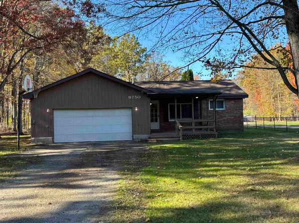 9750 Marshall Rd, Birch Run, MI 48415
