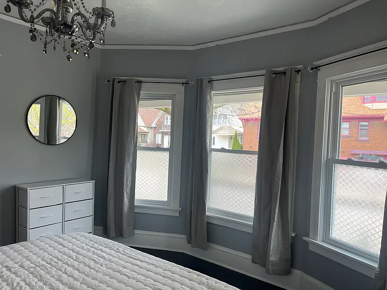 635 E Burleigh St #635 — Photo 4
