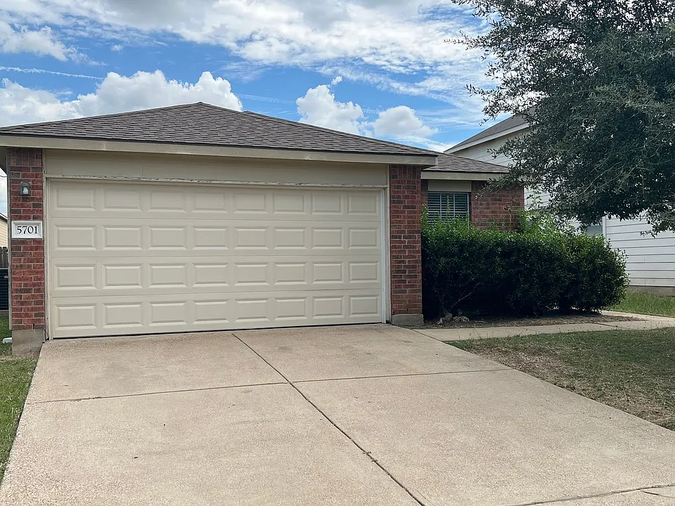 5701 Capricorn Loop