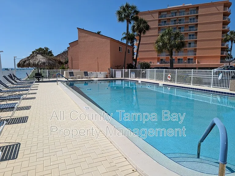 7430 Sunshine Skyway Ln S #201 — Photo 17