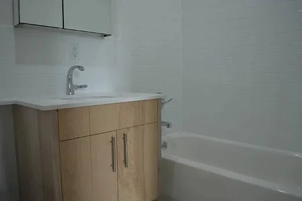 Rented by Dream Space Realty | media 34