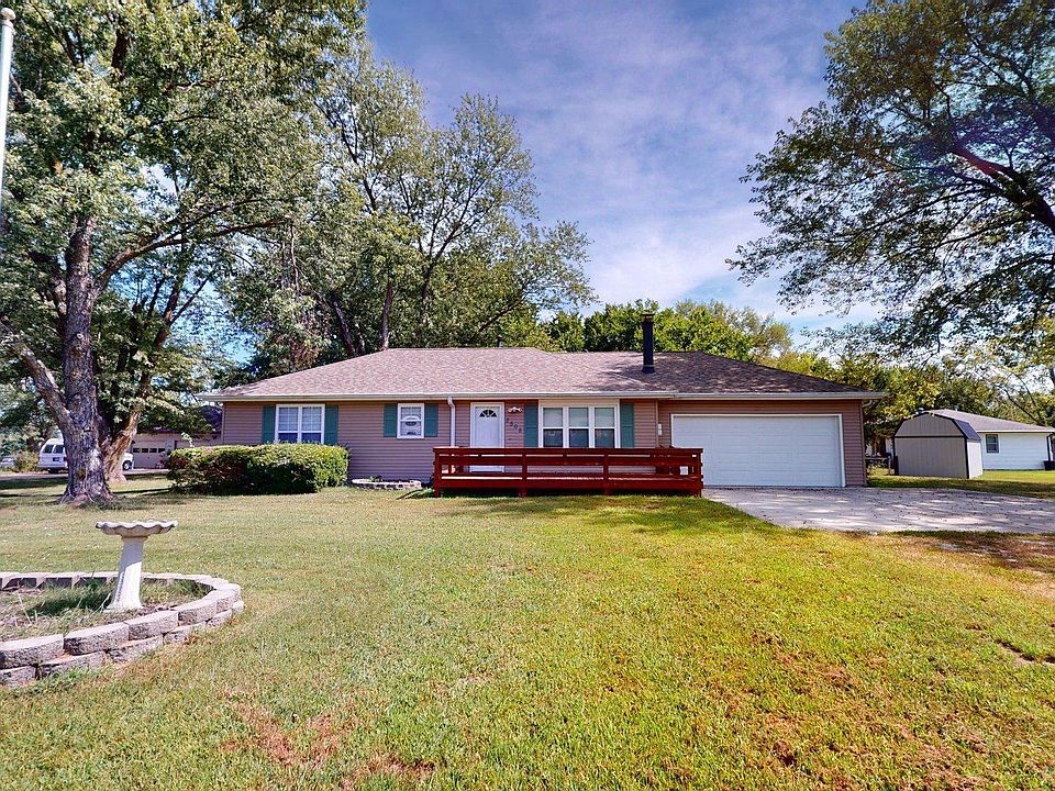 1st image of 2508 Maplewood Ln