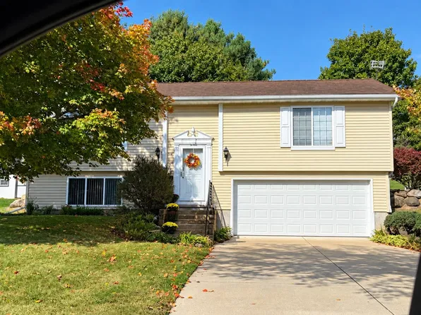 578 Summit Ave, Monticello, WI 53570