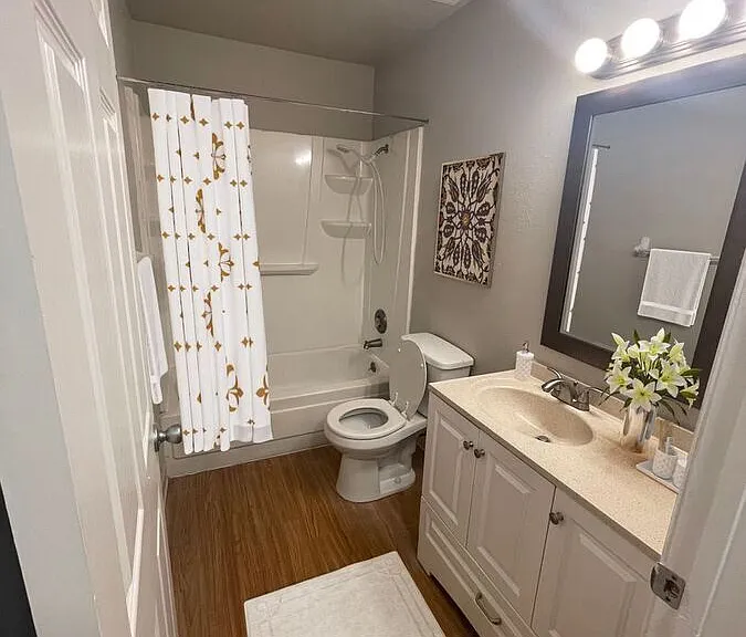 1075 Holli Springs Ln #C — Photo 6
