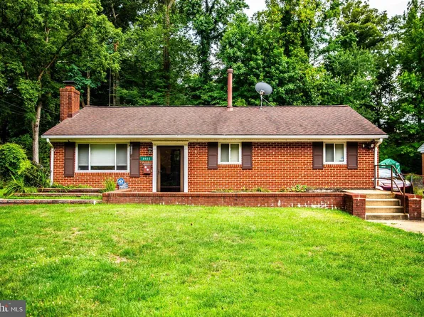 6405 Woodland Rd, Suitland, MD 20746