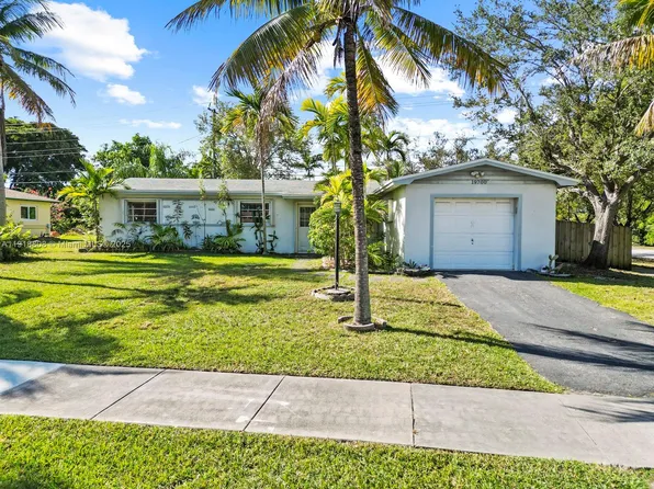 19700 Whispering Pines Rd, Cutler Bay, FL 33157
